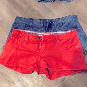 2 Pair Roxy Shorts